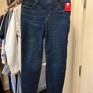 Spanx NWT MEDIUM PETITE skinny leg jeans.